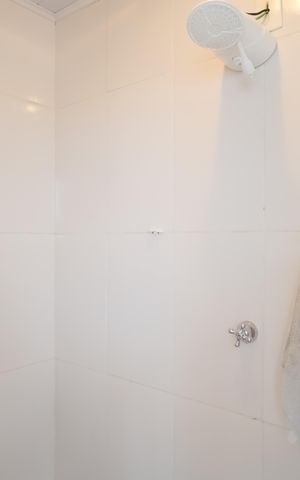 Casa à venda com 255m², 4 quartos e 2 vagasBanheiro de serviço