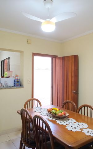 Casa à venda com 160m², 3 quartos e 1 vagaCopa