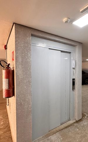 Apartamento à venda com 66m², 2 quartos e 1 vagaÁrea comum
