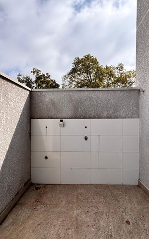 Apartamento à venda com 66m², 2 quartos e 1 vagaÁrea de Serviço Lavanderia 