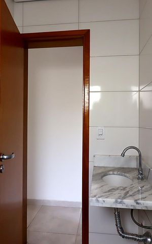 Apartamento à venda com 67m², 2 quartos e 1 vagaBanheiro Social
