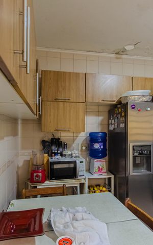 Casa à venda com 250m², 2 quartos e 1 vaga Casa à venda com 250m², 2 quartos e 1 vagaCozinha