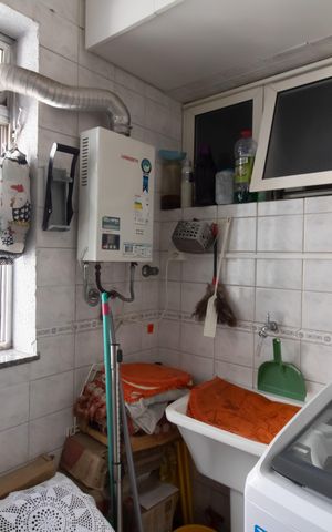 Apartamento à venda com 74m², 3 quartos e 1 vaga Apartamento à venda com 74m², 3 quartos e 1 vagaArea de Serviço