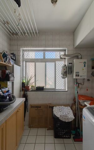 Apartamento à venda com 74m², 3 quartos e 1 vaga Apartamento à venda com 74m², 3 quartos e 1 vagaArea de Serviço