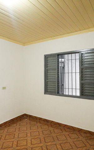 Casa à venda com 262m², 3 quartos e sem vaga Casa à venda com 262m², 3 quartos e sem vagaQuarto