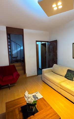 Apartamento à venda com 250m², 4 quartos e 2 vagas Apartamento à venda com 250m², 4 quartos e 2 vagasSala