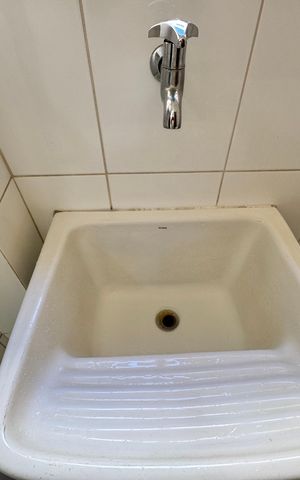 Apartamento à venda com 85m², 3 quartos e 1 vaga Apartamento à venda com 85m², 3 quartos e 1 vagaCozinha e Área de Serviço
