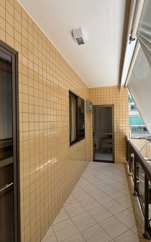 Apartamento à venda com 85m², 3 quartos e 1 vaga Apartamento à venda com 85m², 3 quartos e 1 vagaVaranda