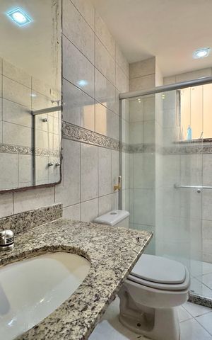 Apartamento à venda com 85m², 3 quartos e 1 vaga Apartamento à venda com 85m², 3 quartos e 1 vagaBanheiro Social