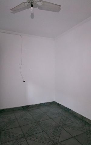 Casa para alugar com 40m², 1 quarto e sem vaga Casa para alugar com 40m², 1 quarto e sem vagaQuarto