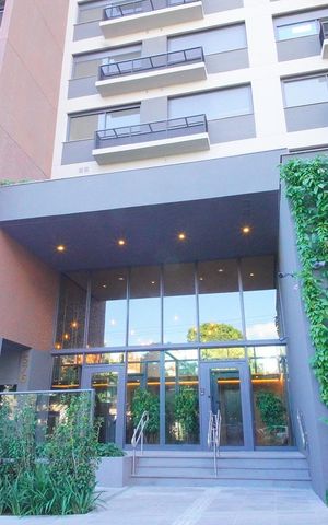 Studio para alugar com 25m², 1 quarto e 1 vagaFachada e Portaria