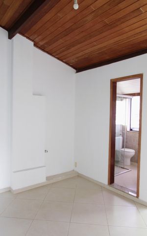 Apartamento à venda com 151m², 4 quartos e 2 vagasQuarto 3 - Suíte