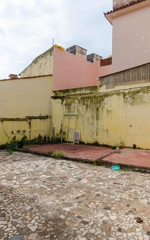 Casa à venda com 245m², 3 quartos e 3 vagas Casa à venda com 245m², 3 quartos e 3 vagasÁrea de Serviço / Quintal