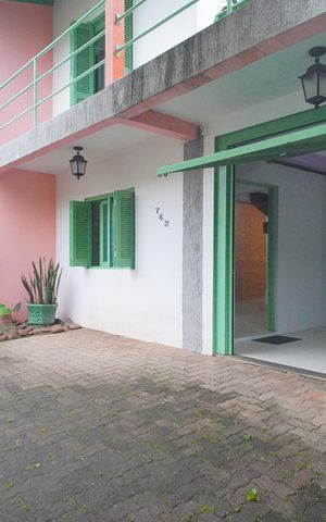 Casa à venda com 130m², 2 quartos e 3 vagasGaragem