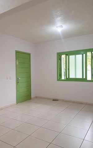 Casa à venda com 130m², 2 quartos e 3 vagasSala