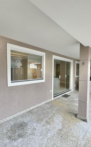 Casa à venda com 300m², 5 quartos e 2 vagas Casa à venda com 300m², 5 quartos e 2 vagasÁrea Comum