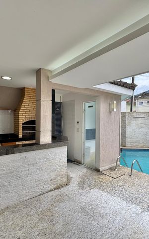 Casa à venda com 300m², 5 quartos e 2 vagas Casa à venda com 300m², 5 quartos e 2 vagasÁrea Comum