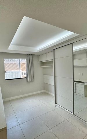 Casa à venda com 300m², 5 quartos e 2 vagas Casa à venda com 300m², 5 quartos e 2 vagasSuíte 2