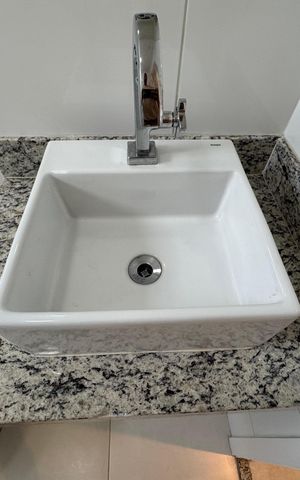 Casa à venda com 300m², 5 quartos e 2 vagas Casa à venda com 300m², 5 quartos e 2 vagasBanheiro da Suíte 3