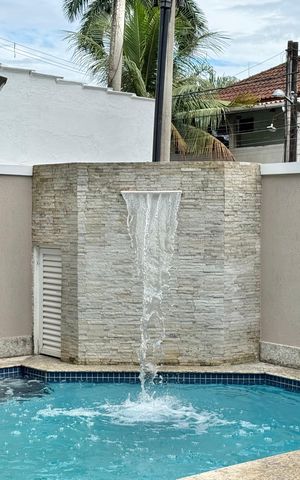 Casa à venda com 300m², 5 quartos e 2 vagas Casa à venda com 300m², 5 quartos e 2 vagasÁrea Comum