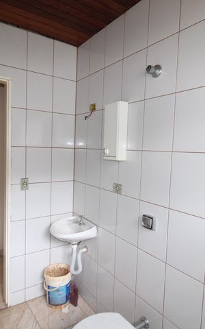 Casa à venda com 300m², 2 quartos e sem vagaBanheiro