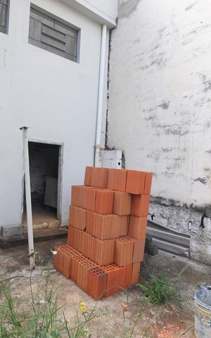 Casa à venda com 300m², 2 quartos e sem vagaÁrea de Serviço