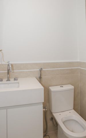 Apartamento para alugar com 162m², 3 quartos e 2 vagas Apartamento para alugar com 162m², 3 quartos e 2 vagasBanheiro da Suite 3