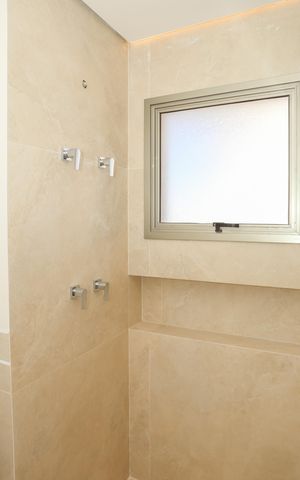 Apartamento para alugar com 162m², 3 quartos e 2 vagas Apartamento para alugar com 162m², 3 quartos e 2 vagasBanheiro da Suite 3