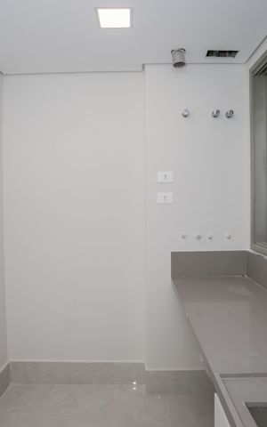 Apartamento para alugar com 162m², 3 quartos e 2 vagas Apartamento para alugar com 162m², 3 quartos e 2 vagasÁrea de Serviço