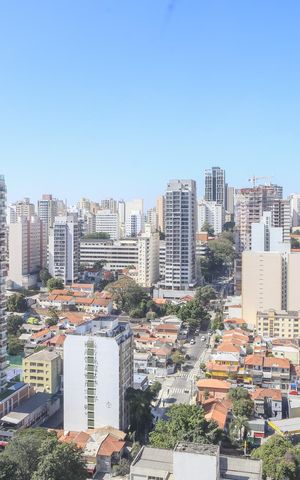 Apartamento para alugar com 162m², 3 quartos e 2 vagas Apartamento para alugar com 162m², 3 quartos e 2 vagasVista da Suite 1
