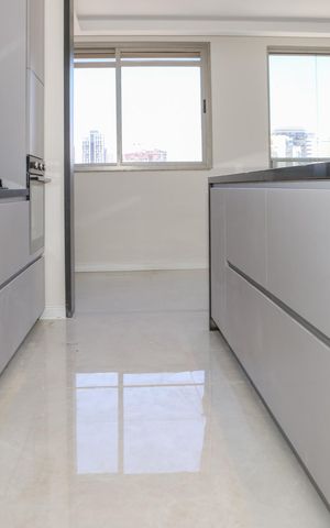 Apartamento para alugar com 162m², 3 quartos e 2 vagas Apartamento para alugar com 162m², 3 quartos e 2 vagasCozinha