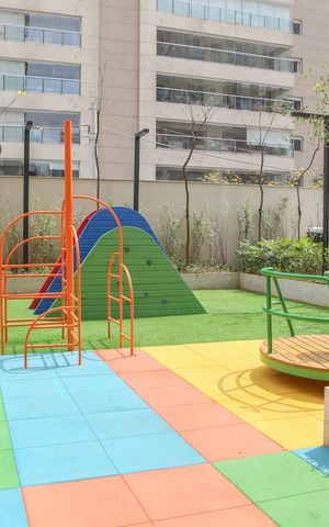 Apartamento para alugar com 162m², 3 quartos e 2 vagas Apartamento para alugar com 162m², 3 quartos e 2 vagasÁrea comum - Playground