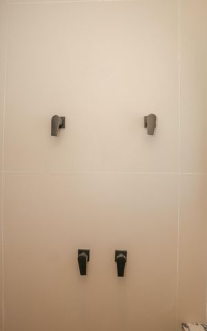 Apartamento para alugar com 162m², 3 quartos e 2 vagas Apartamento para alugar com 162m², 3 quartos e 2 vagasBanheiro da Suite 1