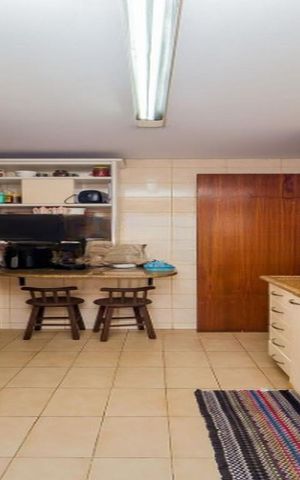 Apartamento à venda com 289m², 3 quartos e 2 vagas Apartamento à venda com 289m², 3 quartos e 2 vagasCozinha