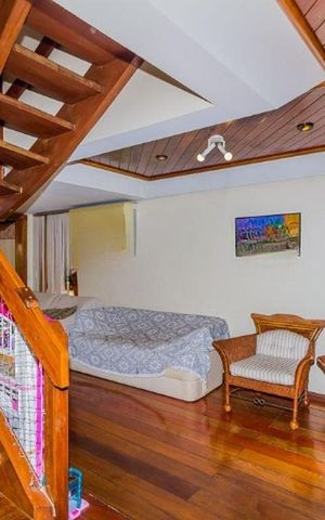 Apartamento à venda com 289m², 3 quartos e 2 vagas Apartamento à venda com 289m², 3 quartos e 2 vagasAcesso