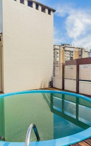 Apartamento à venda com 289m², 3 quartos e 2 vagas Apartamento à venda com 289m², 3 quartos e 2 vagasPiscina