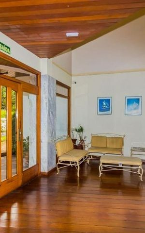 Apartamento à venda com 289m², 3 quartos e 2 vagas Apartamento à venda com 289m², 3 quartos e 2 vagasHall de Entrada