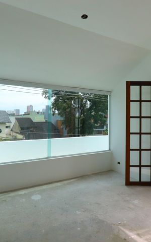 Casa à venda com 258m², 4 quartos e 4 vagasSuíte Master