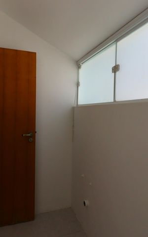 Casa à venda com 258m², 4 quartos e 4 vagasBanheiro da Suíte 1