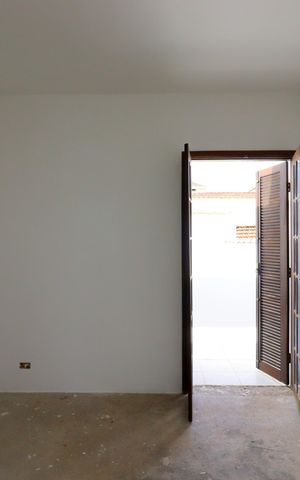 Casa à venda com 258m², 4 quartos e 4 vagasSuíte 2