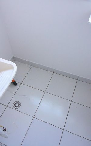 Apartamento à venda com 61m², 3 quartos e 1 vaga Apartamento à venda com 61m², 3 quartos e 1 vagaÁrea de Serviço