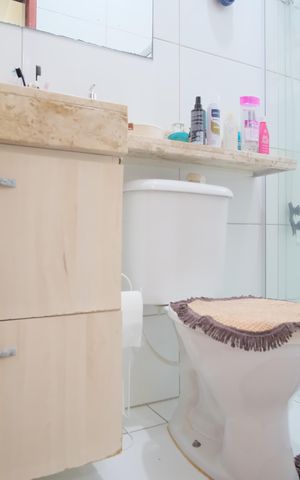 Casa de condomínio à venda com 70m², 2 quartos e 1 vagaBanheiro