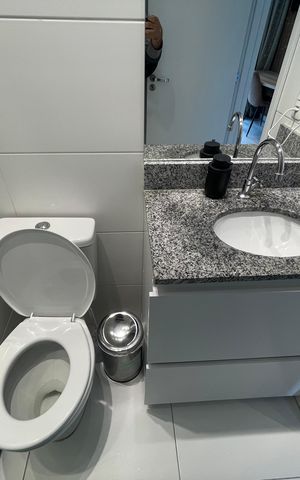 Studio à venda com 25520m², 1 quarto e sem vaga Studio à venda com 25520m², 1 quarto e sem vagaBanheiro