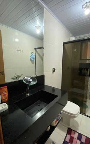 Casa à venda com 230m², 3 quartos e 3 vagasBanheiro