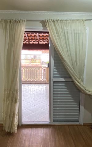Casa à venda com 230m², 3 quartos e 3 vagasSuite