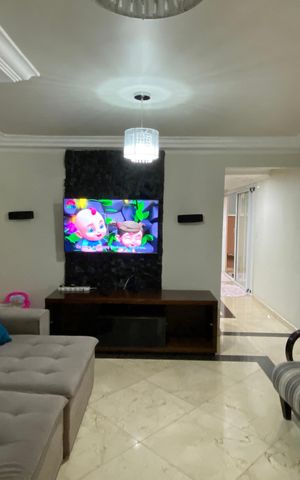 Casa à venda com 230m², 3 quartos e 3 vagasSala