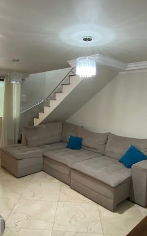 Casa à venda com 230m², 3 quartos e 3 vagasSala