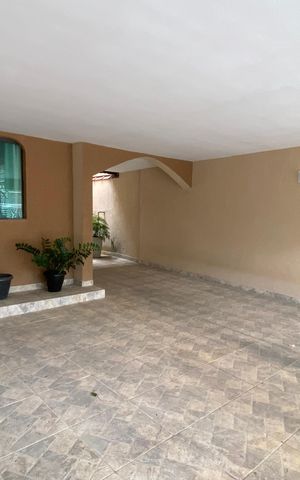 Casa à venda com 230m², 3 quartos e 3 vagasGaragem