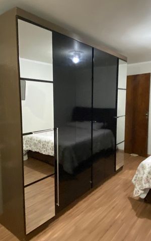 Casa à venda com 230m², 3 quartos e 3 vagasSuite