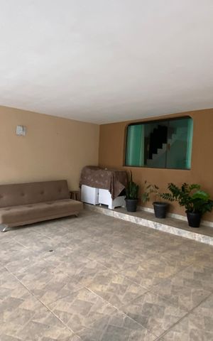 Casa à venda com 230m², 3 quartos e 3 vagasGaragem